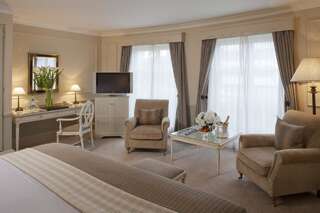 Отель The Merrion Hotel Дублин Улучшенный номер-3